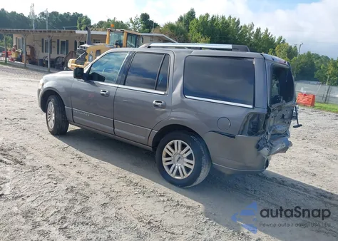 2011 Lincoln Navigator from USA, damaged, VIN 5LMJJ2J55BEJ09415